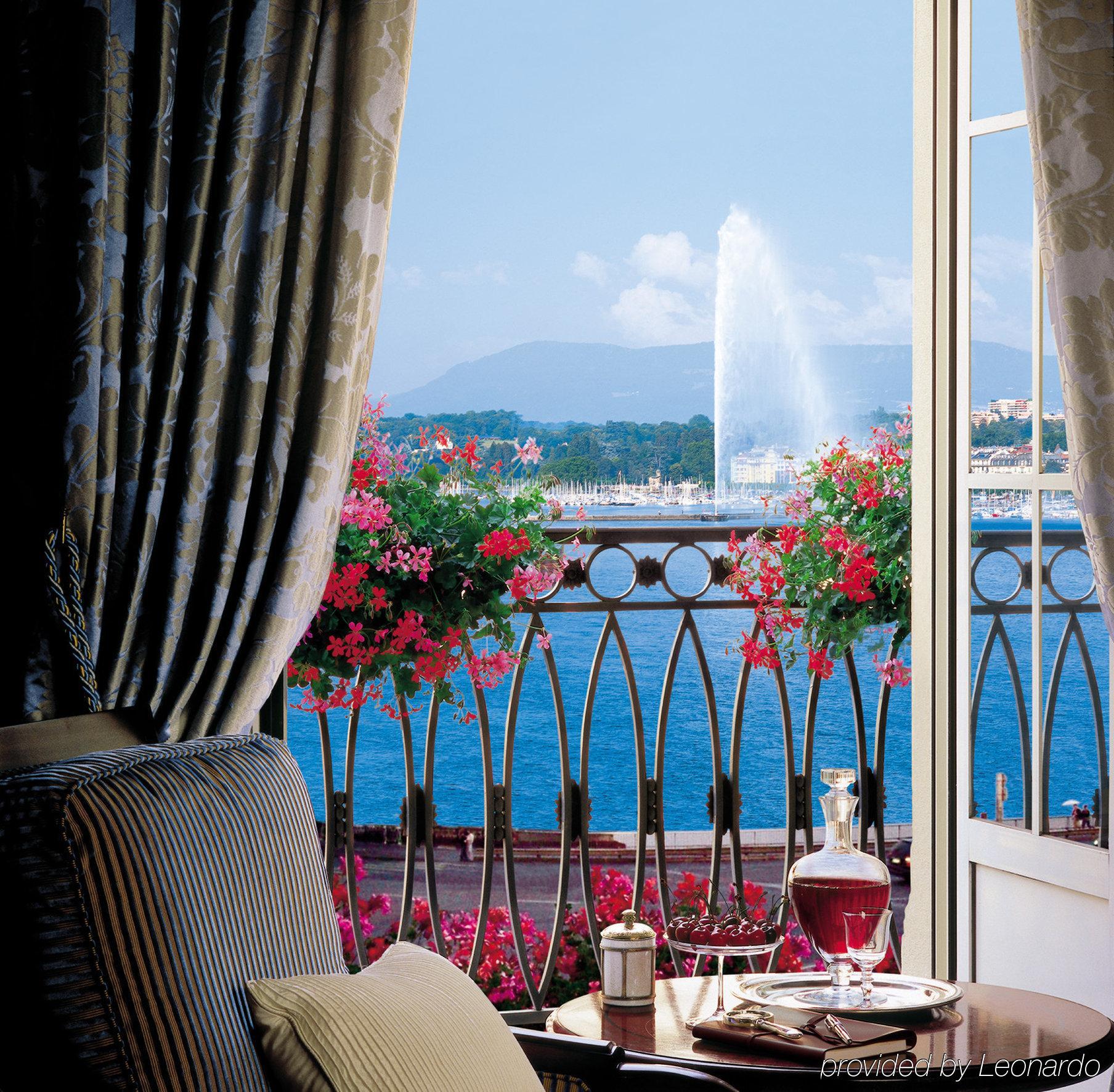 Four Seasons Hotel Des Bergues Geneva Bilik gambar